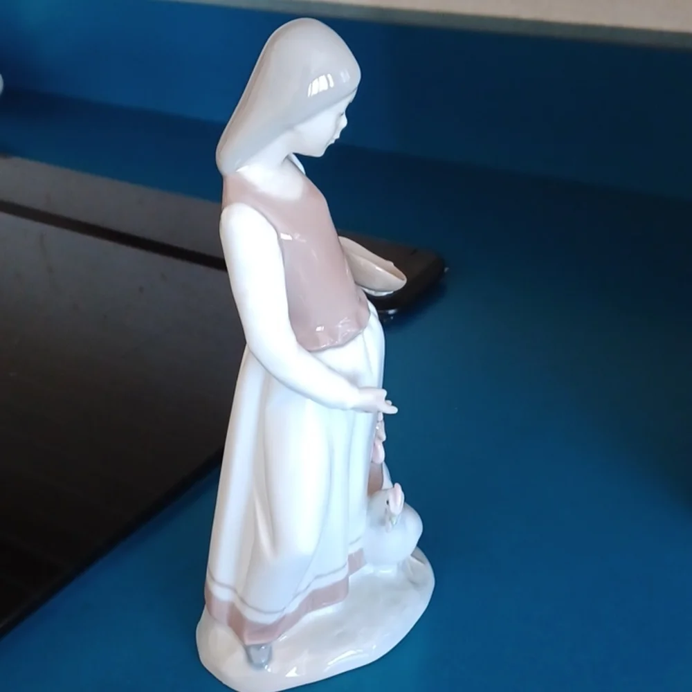Vintage Grafenthal Girl Feeding Rooster Figurine, porcelain